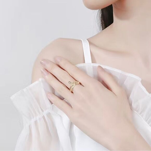 18kĀ overā925āSterlingāSilverāsnakeāRing - Picture 1 of 9